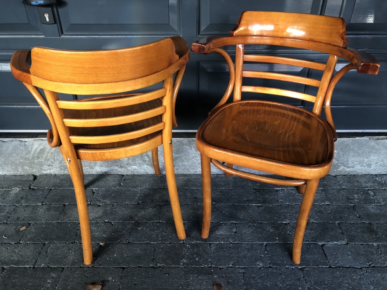 De parel horeca meubilair apeldoorn kantine stoelen mancave kroeg bar pun restaurant horeca stoelen stolar chairs chaise 