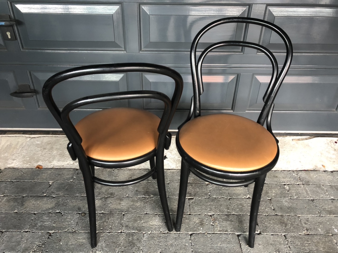 Ton thonet bentwood no 14 chair cafe cafestoel cafestoelen restaurant horeca inrichting houten zwarte cafe stoelen